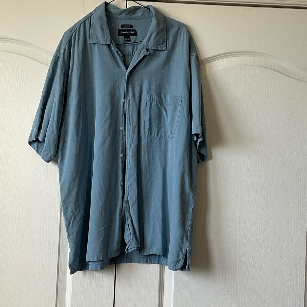 Joseph & Feiss Men's Casual Blue Button-Down Shirt